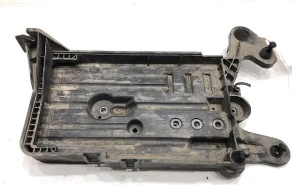 Battery bracket