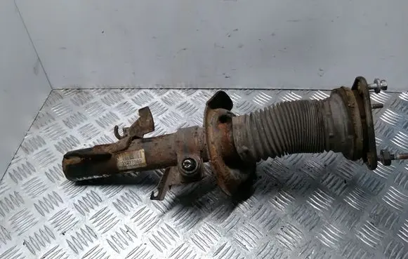Volvo V50 Front shock absorber/damper 31277589 3M5118045EBN