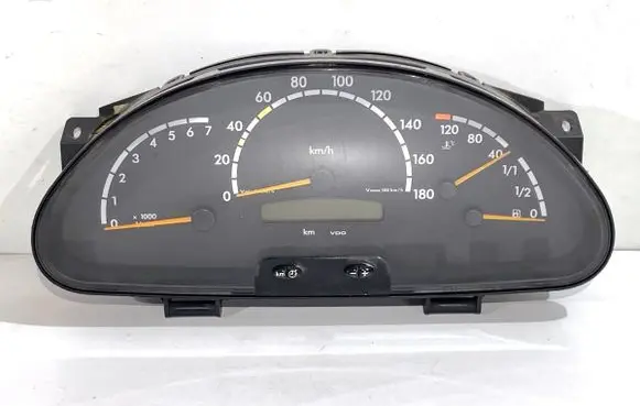 Mercedes-Benz Sprinter W901 W902 W903 W904 Speedometer (instrument cluster) A0014468521
