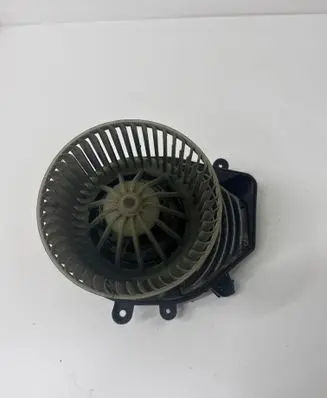 Volkswagen PASSAT B5 Heater fan/blower 740221233F 8D1820021