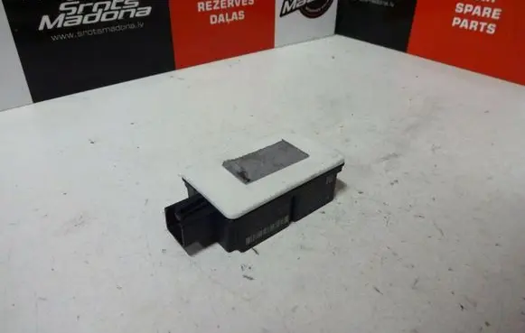 Volvo S80 Door central lock control unit/module 31252988