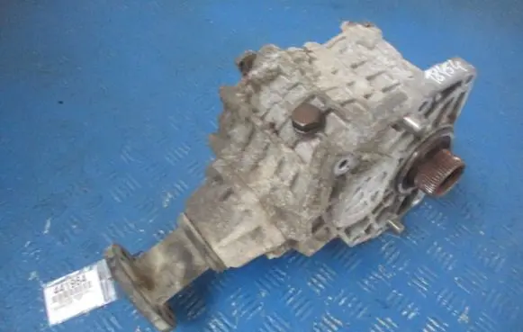 Hyundai ix 55 Gearbox transfer box case H081030661