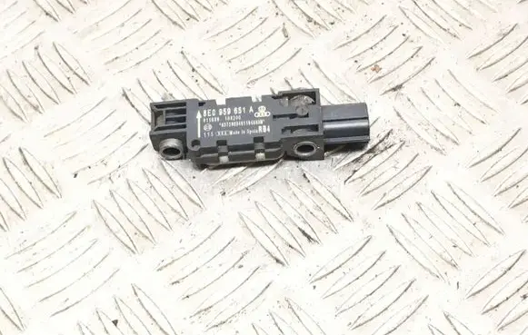 Audi A4 S4 B7 8E 8H Airbag deployment crash/impact sensor 8E0959651A 011689 160206