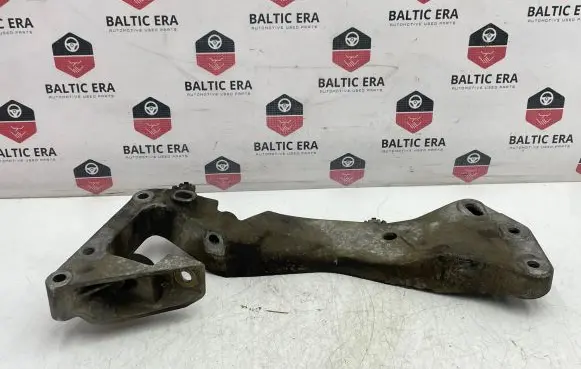 BMW 3 F30 F35 F31 Gearbox mounting bracket 6769281