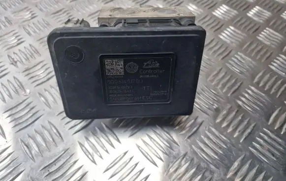 Volkswagen PASSAT B8 ABS Pump 5Q0614517BJ