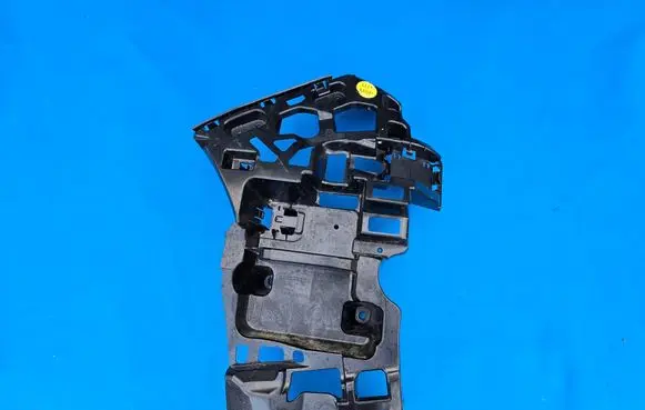 BMW X1 U11 Rear bumper mounting bracket 9881943