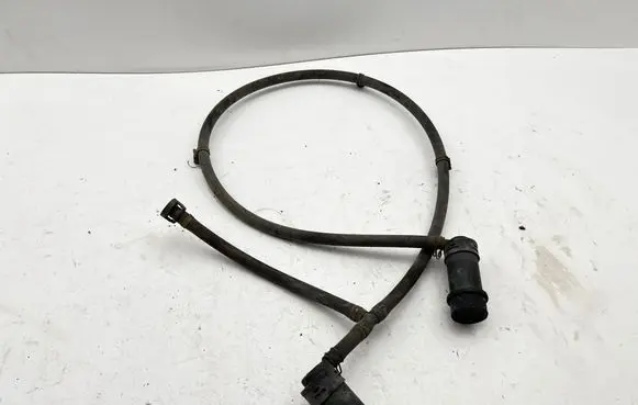 Toyota Land Cruiser (J120) Headlight washer spray nozzle