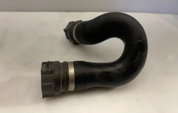 Audi A6 S6 C7 4G Engine coolant pipe/hose 4G0122101