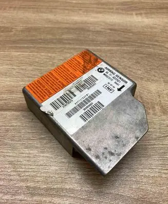 BMW 5 E34 Airbag control unit/module 8372521 1NF