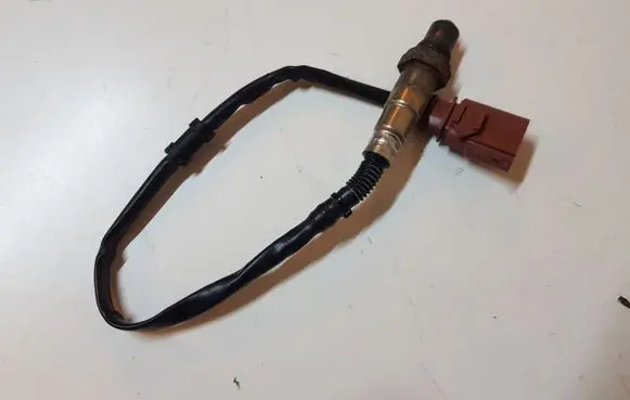 Volkswagen Jetta VI Lambda probe sensor 06A906262CL 1K0973804A