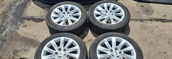 Skoda Superb B8 (3V) R17 alloy rim 3V0601025C