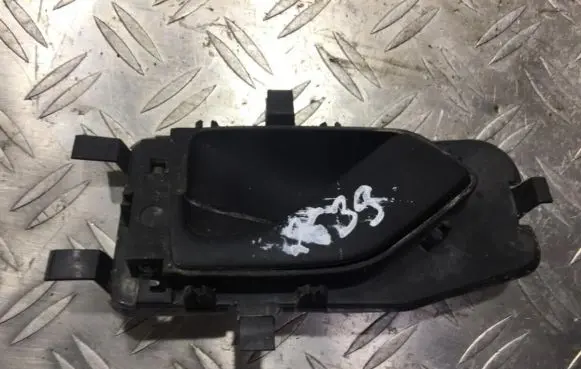 Peugeot 405 Front door interior handle