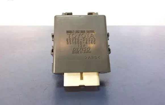 Toyota Avensis T270 Other control units/modules 85970-20020