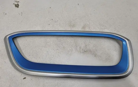 BMW i3 Front bumper upper radiator grill 7299130
