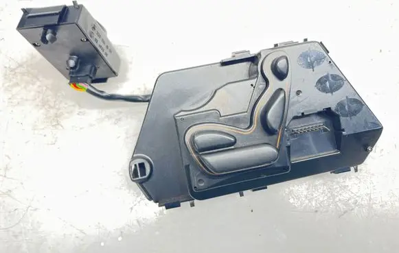 Mercedes-Benz S W220 Seat control switch 2208212858