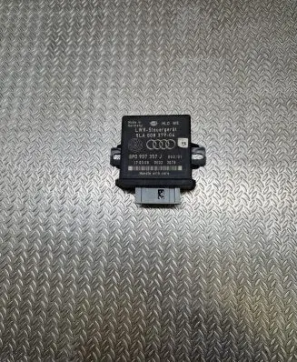 Audi A3 S3 A3 Sportback 8P Light module LCM 8P0907357J 5LA00837904