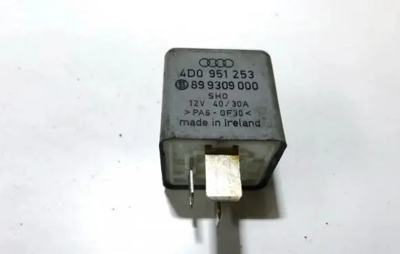 Audi A8 S8 D2 4D Other relay 4d0951253 899309000