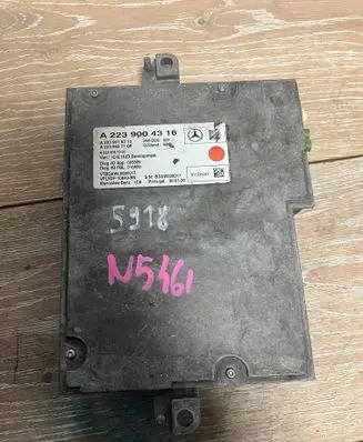 Skoda Citigo Tow bar relay A223901 A2239004316