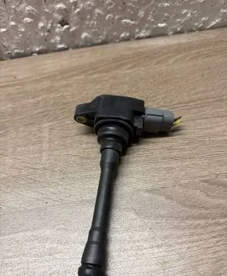 High voltage ignition coil