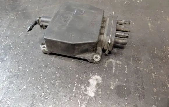 Skoda Octavia Mk2 (1Z) Turbo solenoid valve 6Q0906625E
