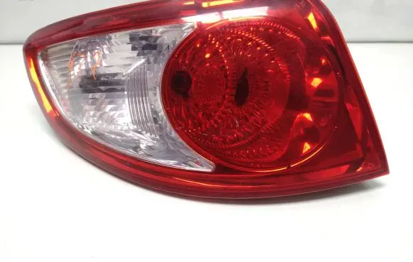 Hyundai Santa Fe Rear/tail lights 924012B000