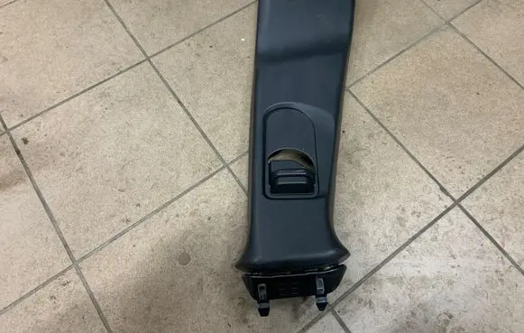 Mercedes-Benz GLA W156 (B) pillar trim (top) A1566904200