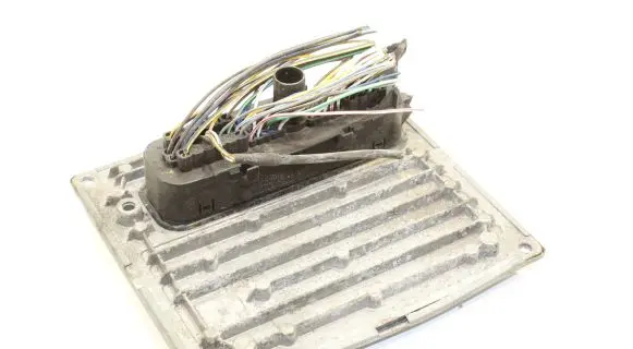 Ford Focus Engine control unit/module 4M5112A650HF