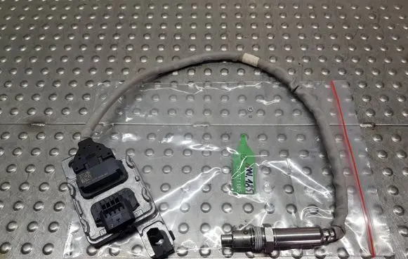 Audi A3 S3 8V Lambda probe sensor 04L907805BE S26371185