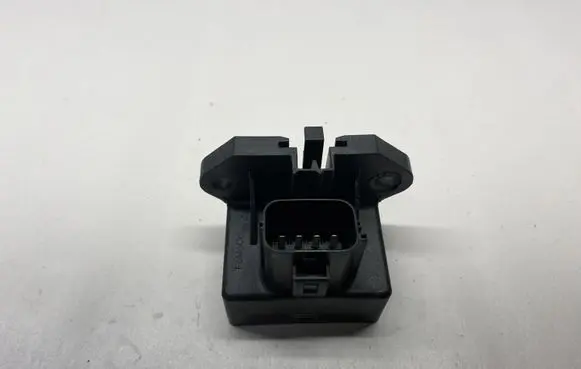 Ford Mustang VI Fuel injection pump control unit/module FU5A9D370MA 28133825