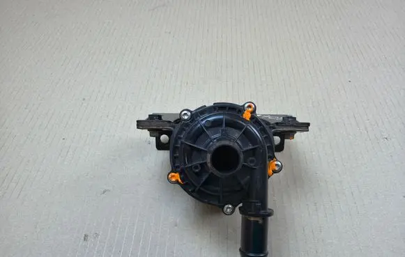 Ford Mustang Mach-E Electric auxiliary coolant/water pump LJ938K577BC