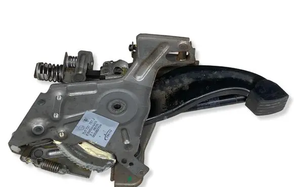 Audi Q7 4L Handbrake/parking brake lever assembly 7L0721797J 000382704 213806
