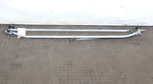 Front wiper linkage