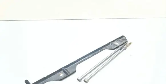 BMW 3 E92 E93 Battery bracket 7188487 51717188487