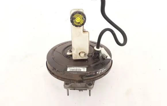 Renault Megane III Brake booster 472100013R