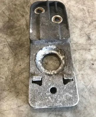Opel Cascada Radiator mount bracket 13337826