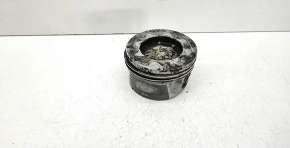 Piston