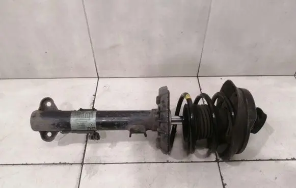 Mercedes-Benz CLK A209 C209 Front shock absorber with coil spring A2093202130