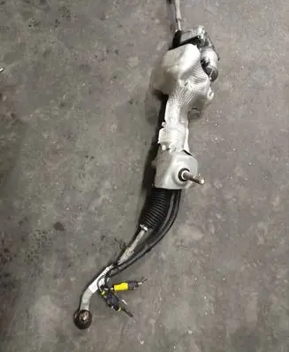 Peugeot 308 Steering rack 6820000402