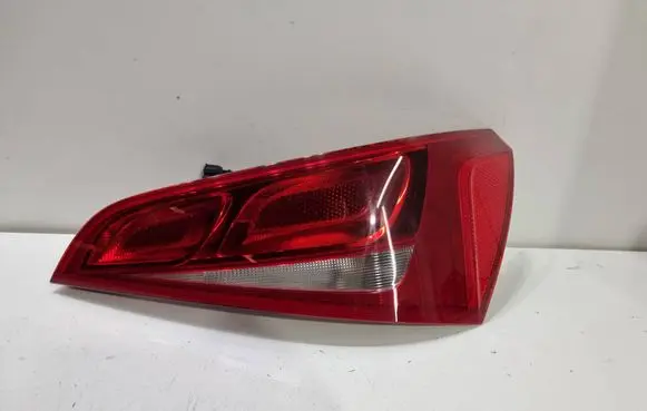 Audi Q5 SQ5 Rear/tail lights 8R0945094