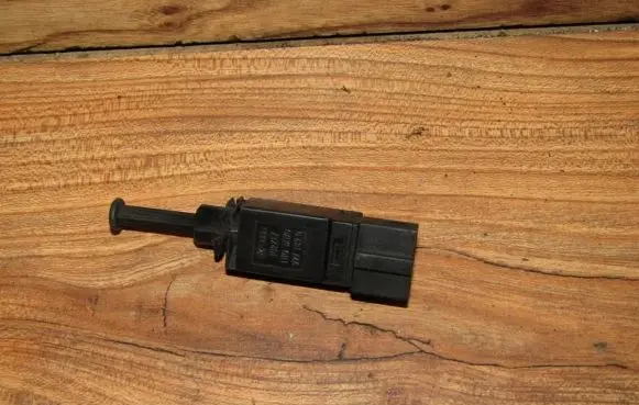 Ford Galaxy Brake pedal sensor switch 1h0927189d