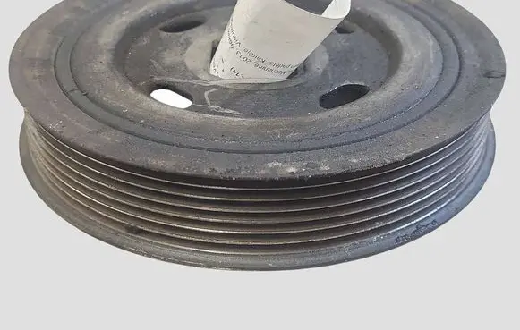 Nissan Qashqai Crankshaft pulley E116128A