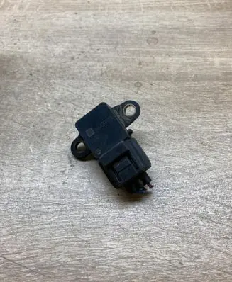 Opel Zafira A Air pressure sensor 24426679