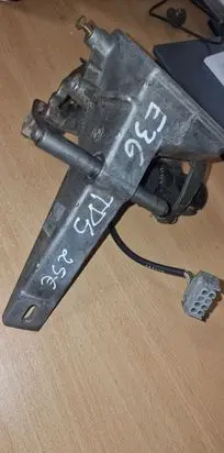 BMW 3 E36 Clutch pedal mounting bracket assembly 1161963