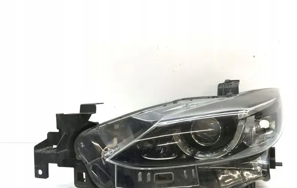 Mazda 3 III Headlight/headlamp 65041