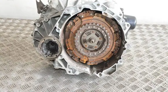 Volkswagen Golf VII Manual 6 speed gearbox PYT
