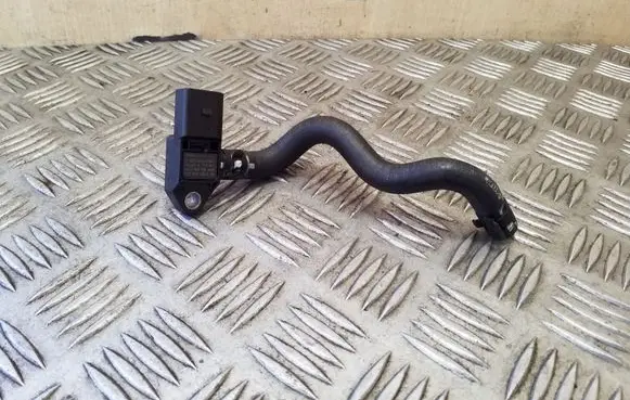 Volkswagen PASSAT B8 Air pressure sensor 0281006222 04L906051B