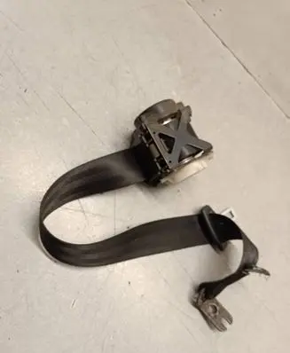 Audi Q3 8U Rear seatbelt 8U0857805 TK95665775M 0714F7T1ET