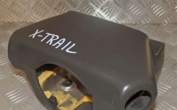 Nissan X-Trail T30 Panel trim