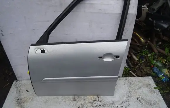 Citroen C4 Grand Picasso Front door