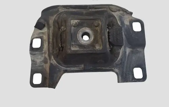 Volvo V50 Engine mount bracket 3M517M121